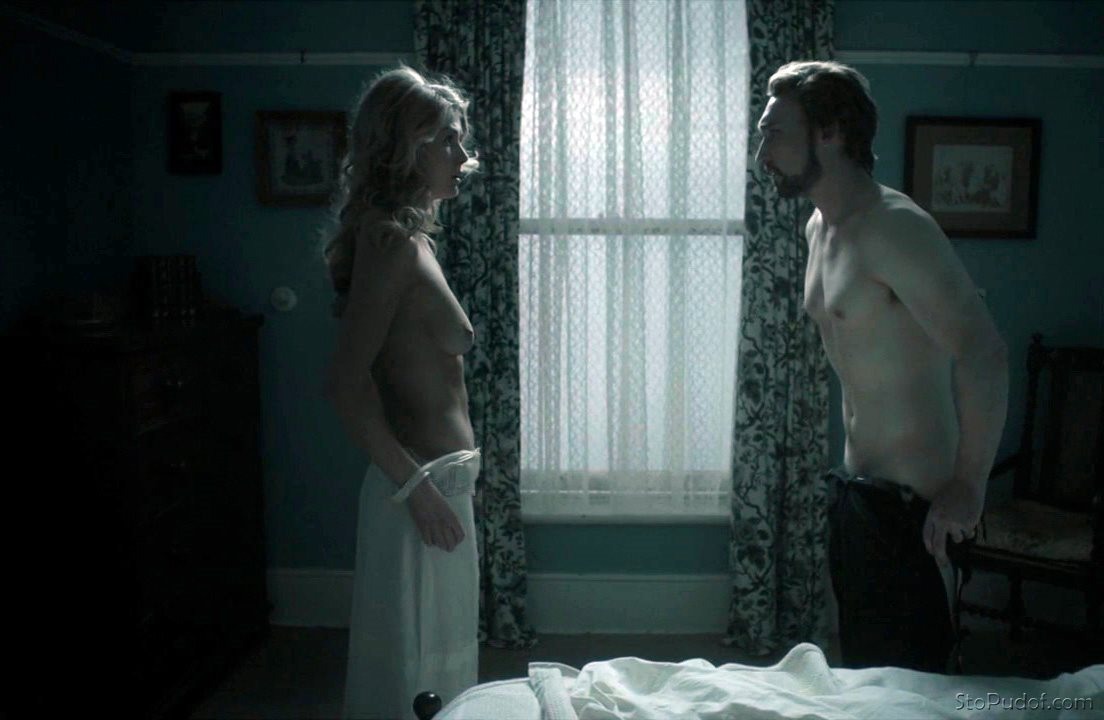 Fake nude photos of rosamund pike