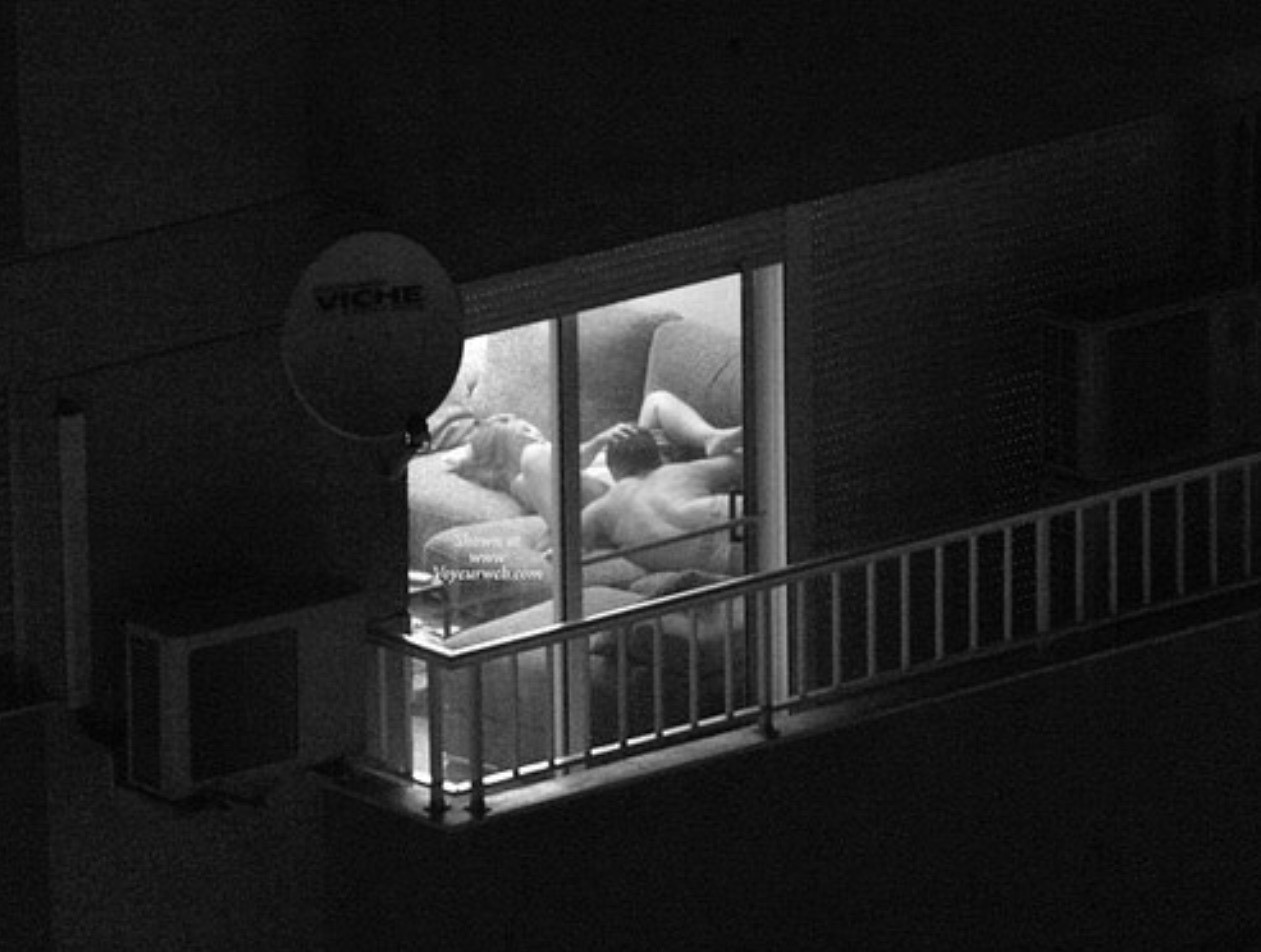 Подглядывание секса в ночи на улице