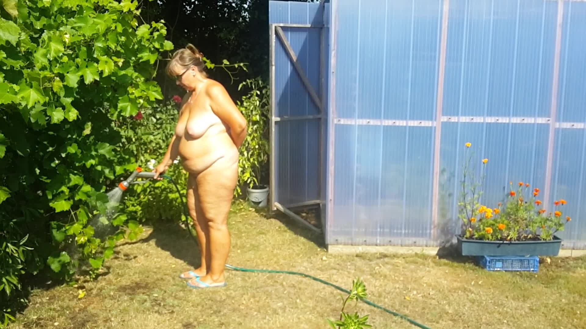 жена голая на даче порно фото фото 79