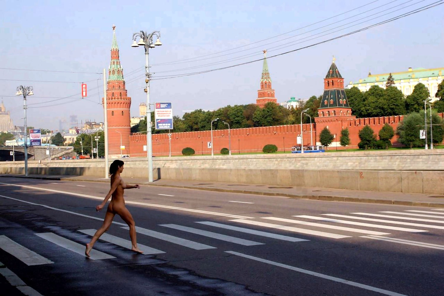 видео голых в москве фото 114