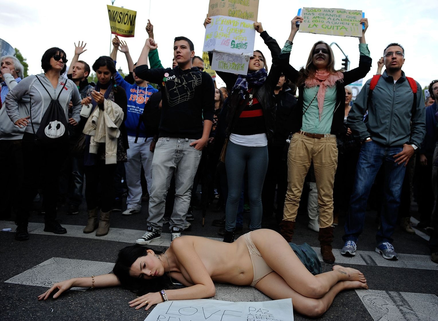 протест голых женщинах фото 28