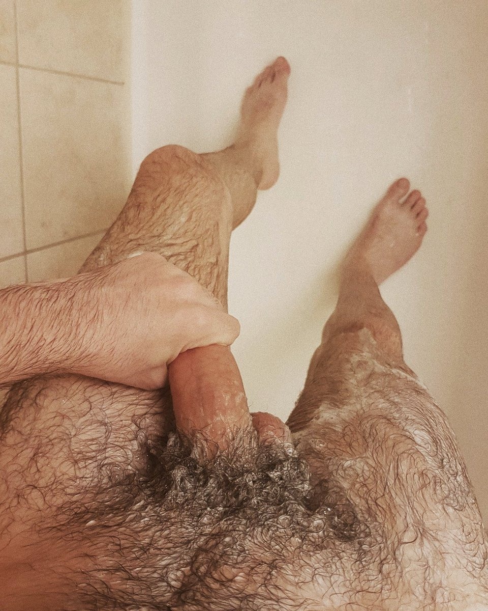 волосатый хуй в бане фото 2